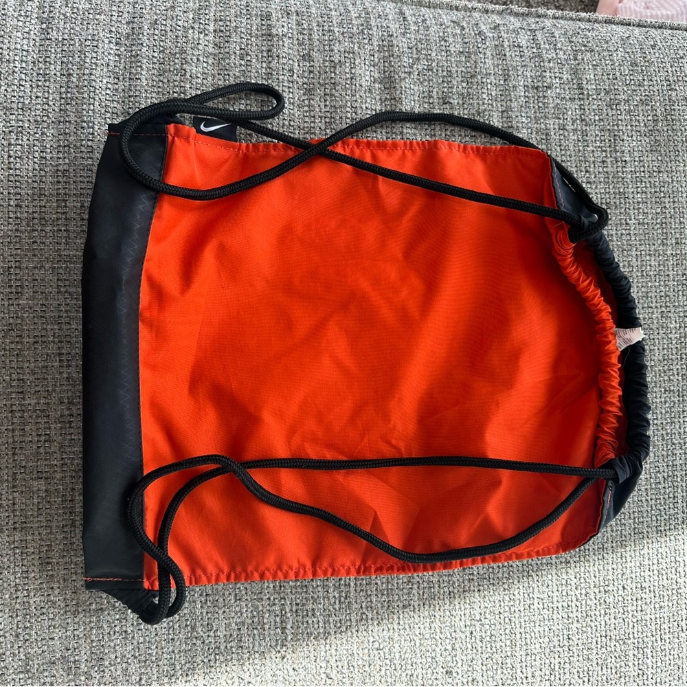 Nike Black And Red Drawstring Backpack - image 3